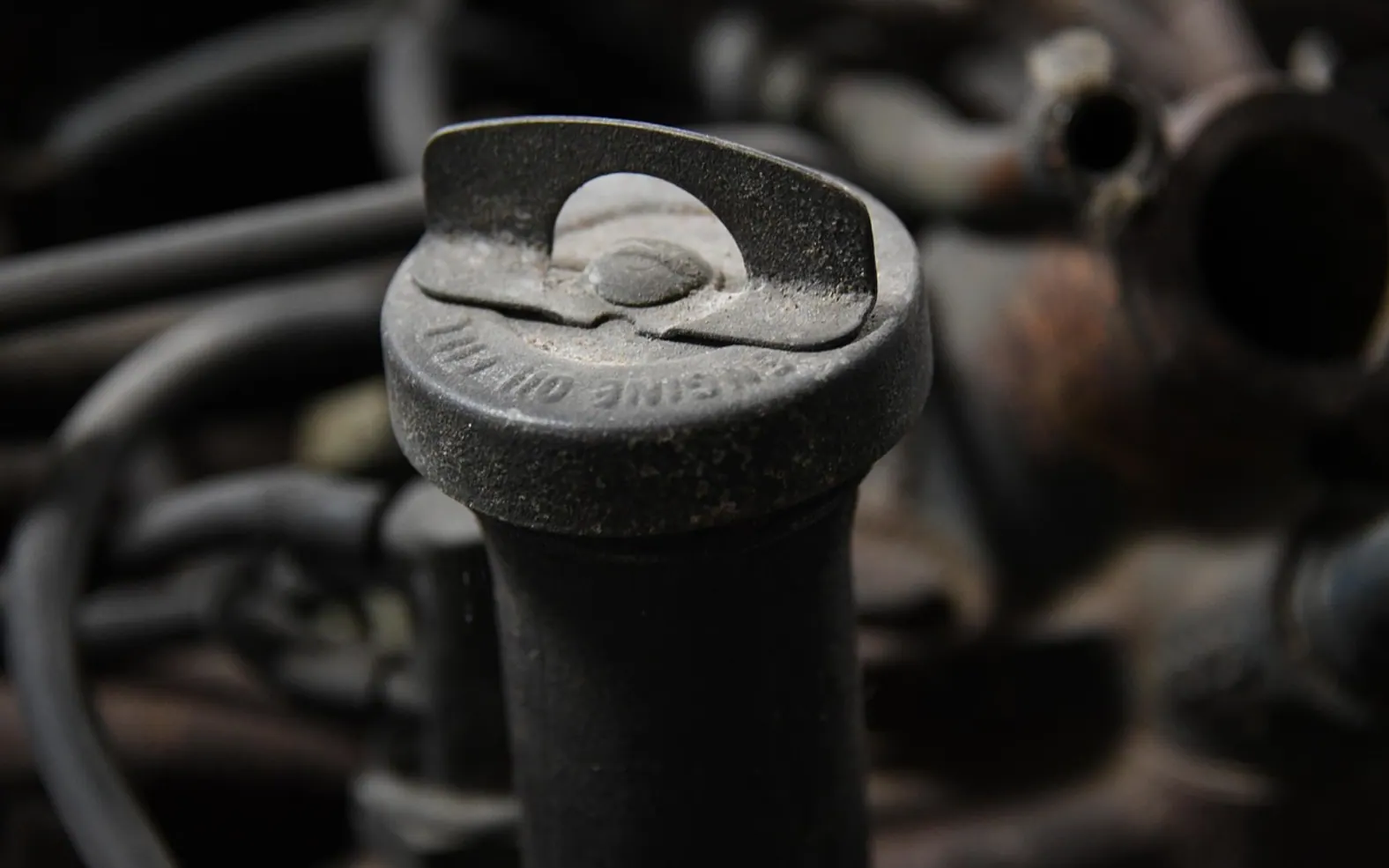 Engine, oil and mechanic