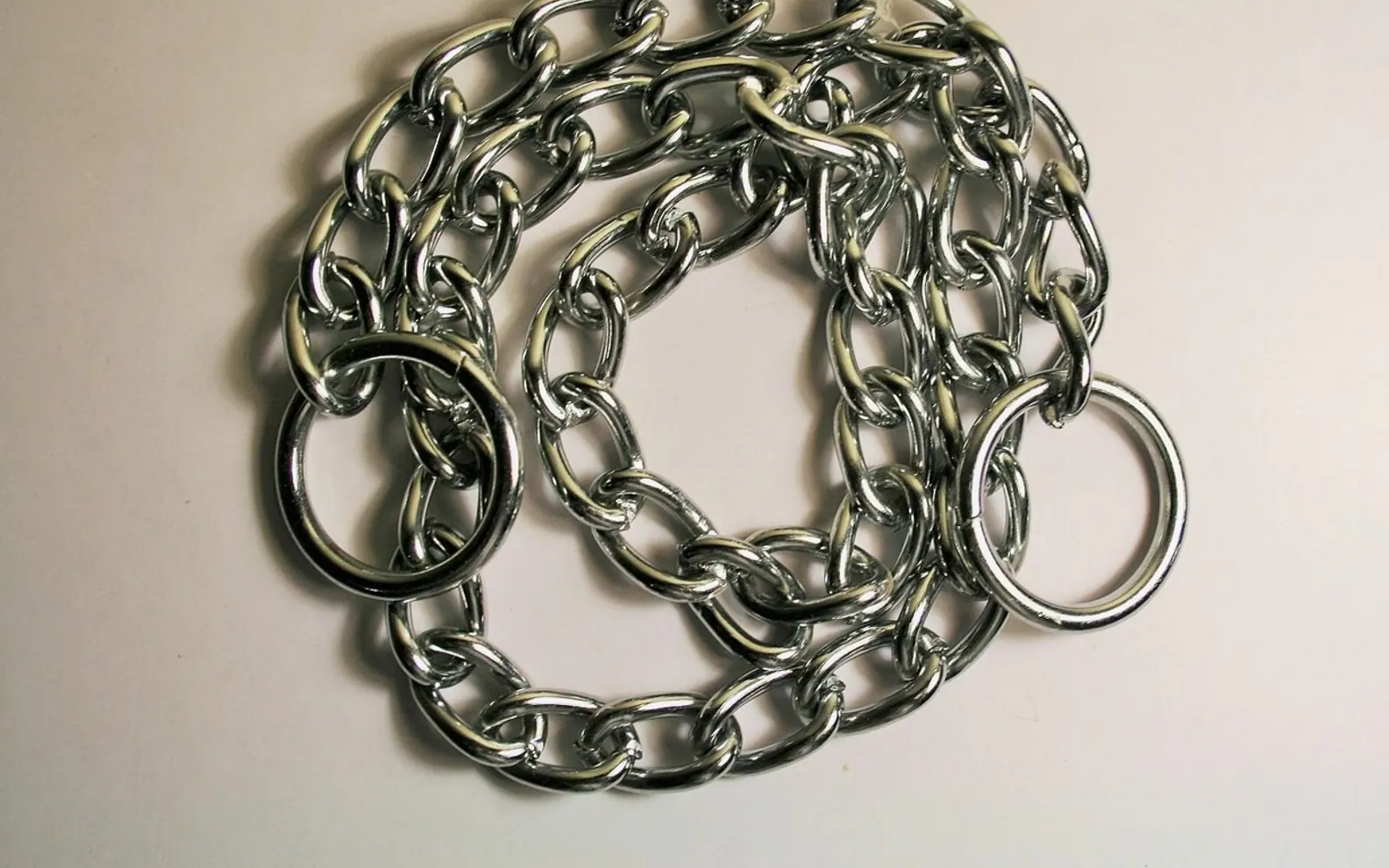 Chain, metal and links