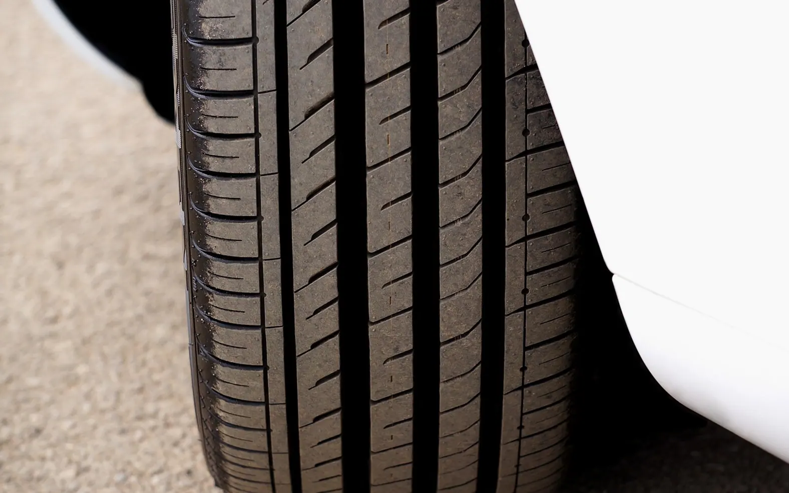 Car, tyre and vehicle