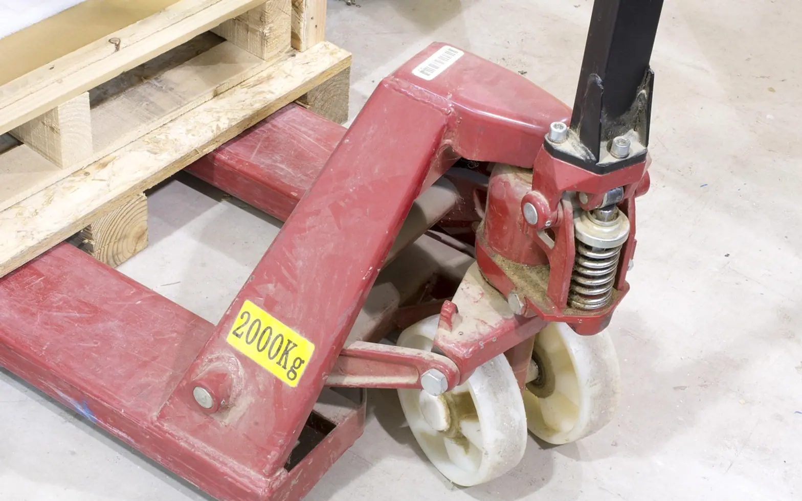 Industrial, pallet and pallet-jack